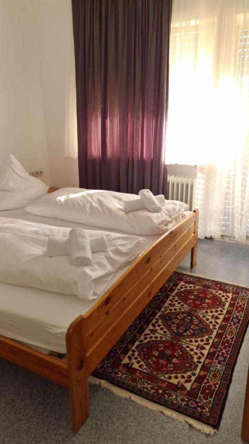 Landgasthof Rose Hotel Ditzingen Buitenkant foto